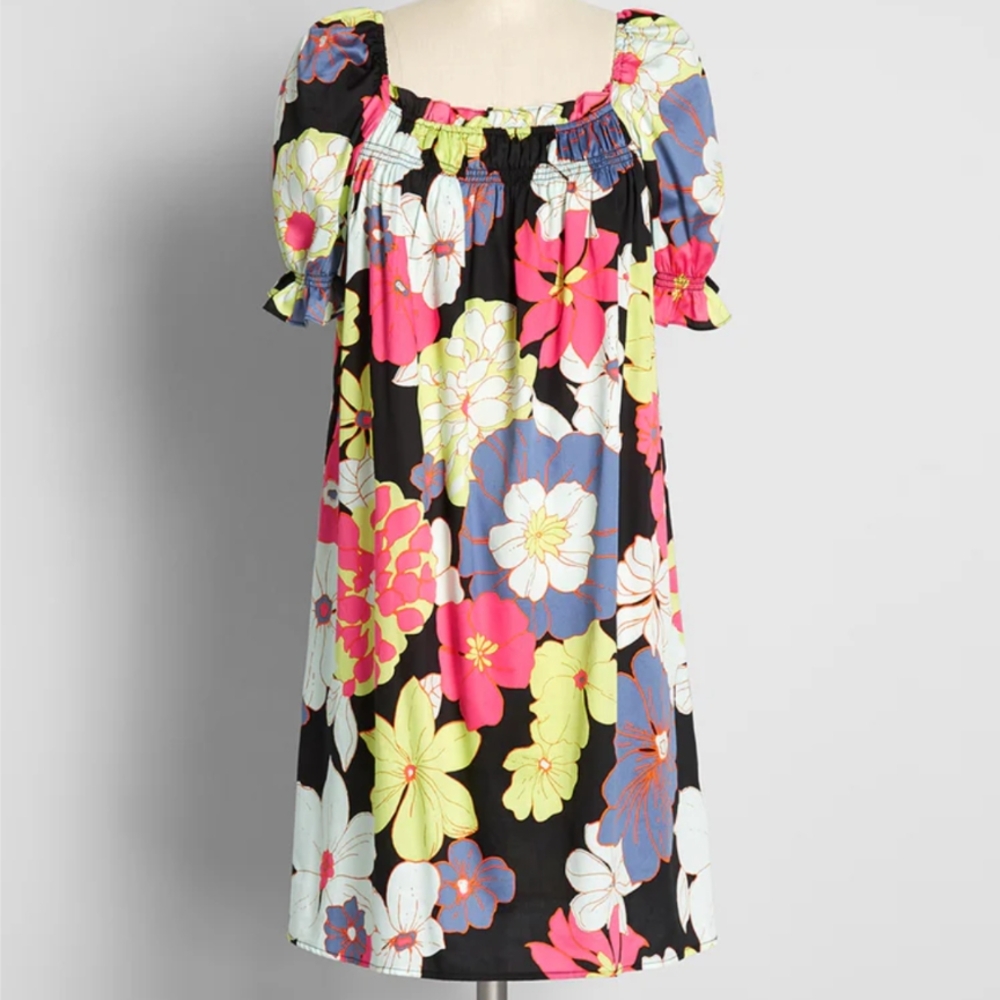 Floral Puff Sleeve Dress